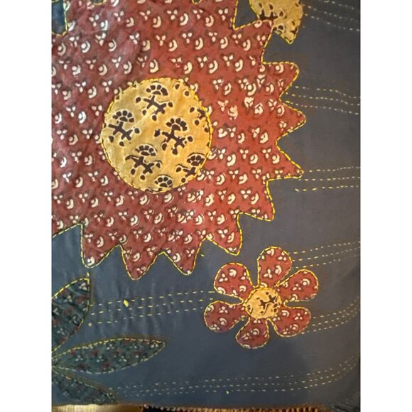 Vintage Floral Kantha Embroidered Pillow Sham Cotton Cushion Cover 18" X 18" - Picture 3 of 7